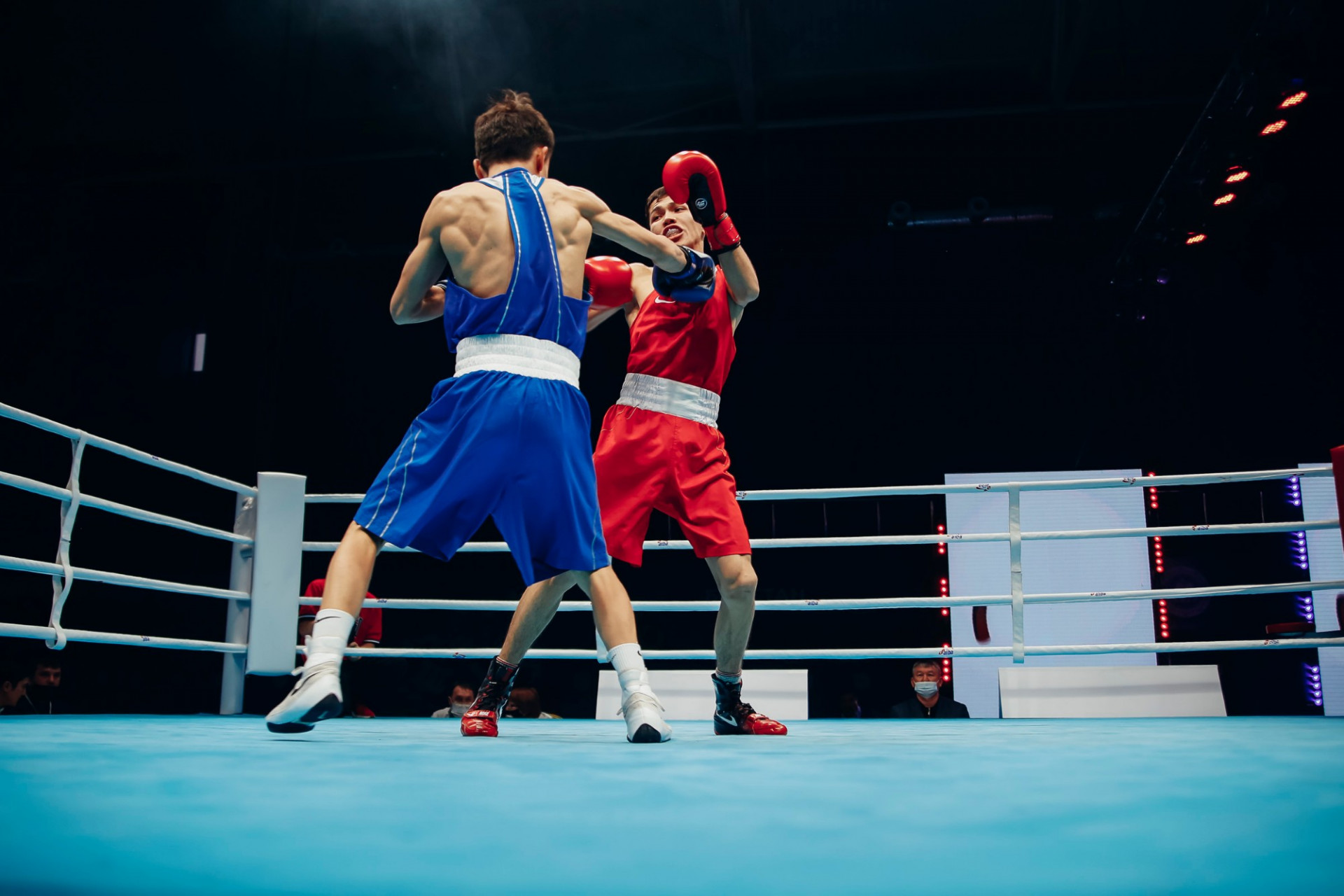 Орал қаласында ерлер арасында бокстан Қазақстан чемпионаты аяқталды