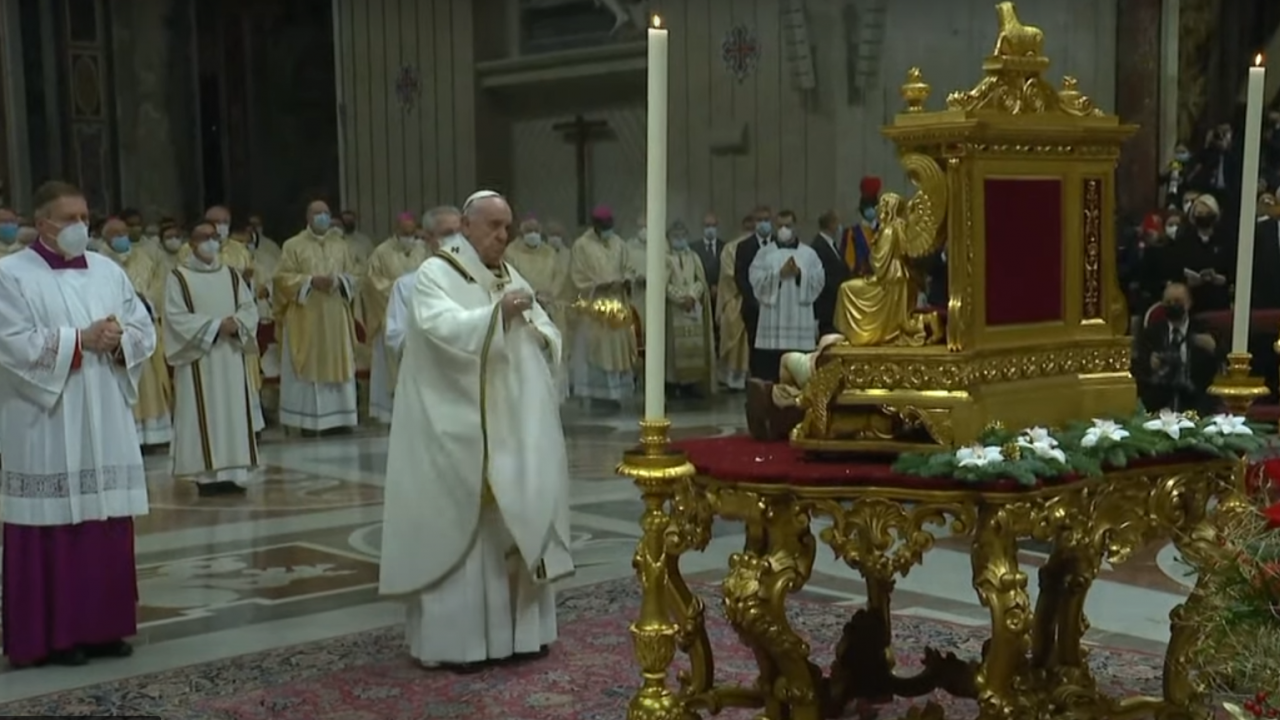 Папа Франциск отслужил рождественскую мессу
