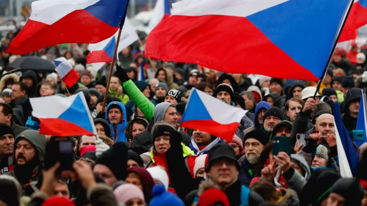 В Чехии прошли акции протеста против действующих антиковидных ограничений