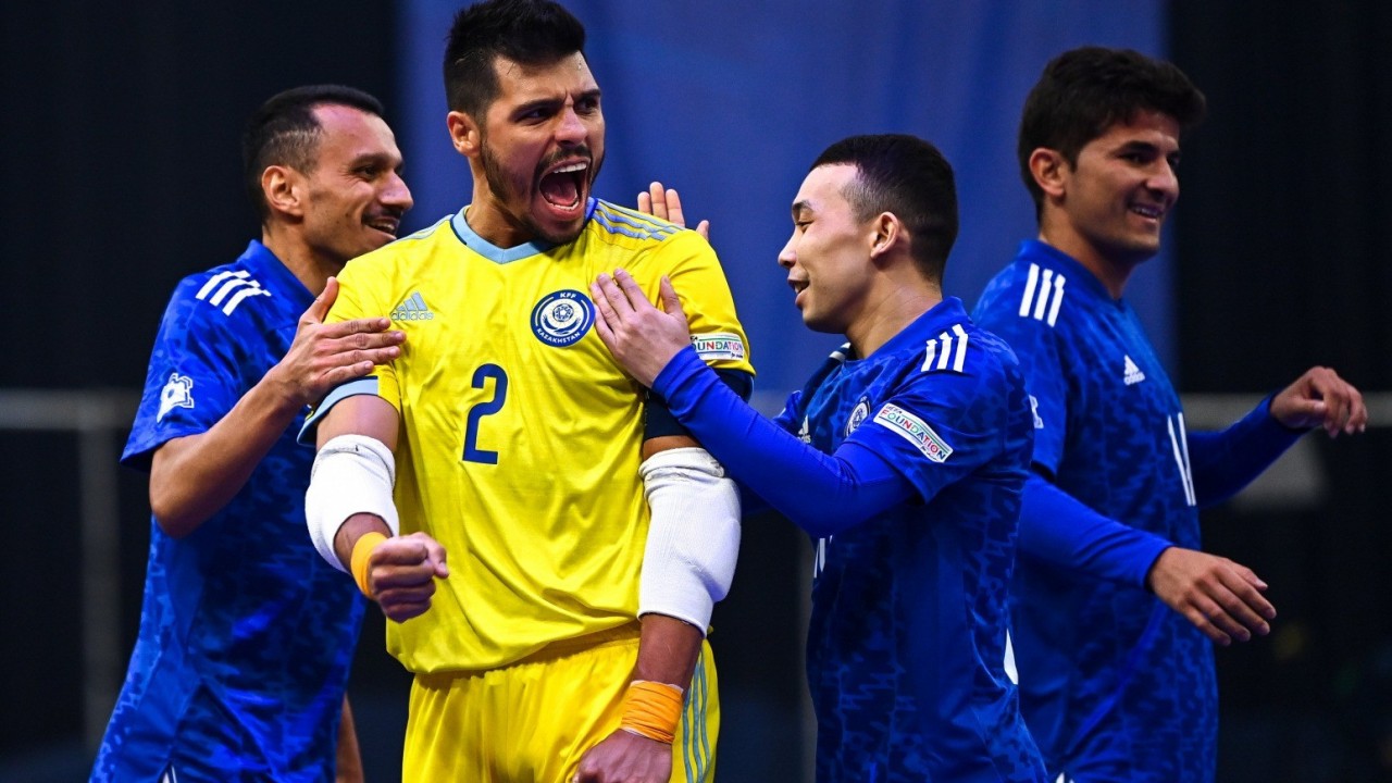 Чемпионат Европы по футзалу: Казахстан одержал первую победу
