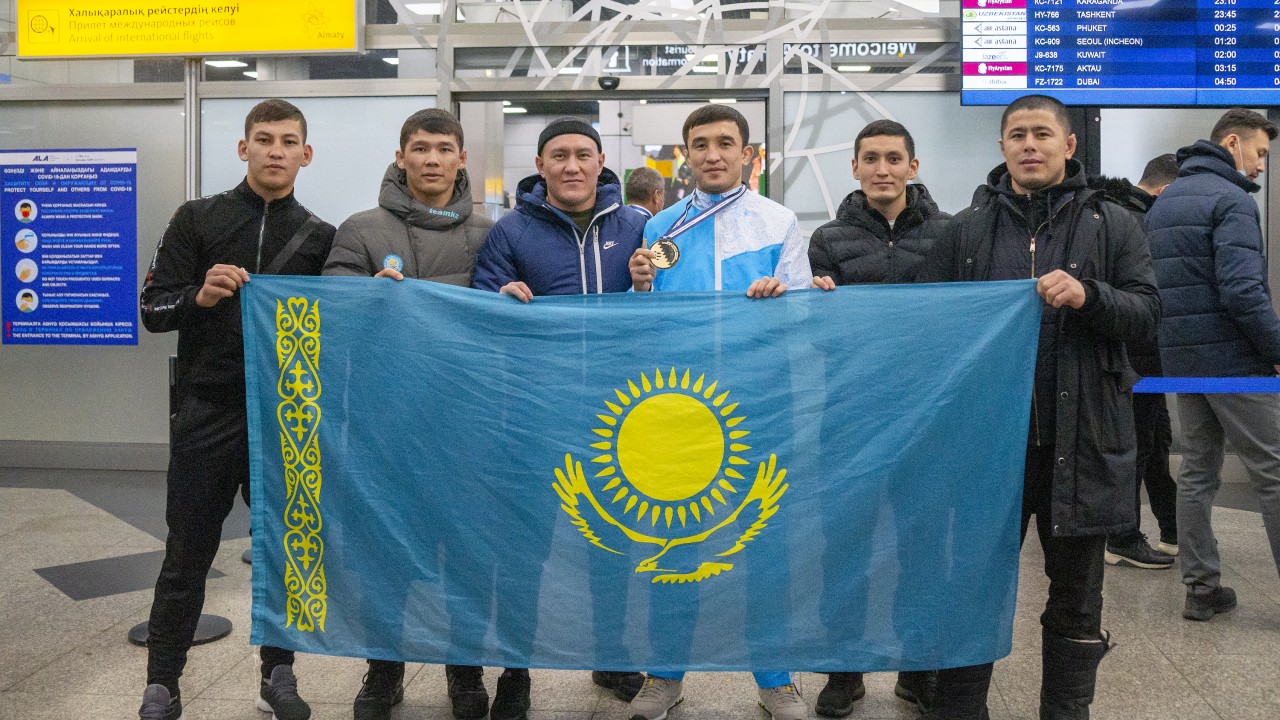 Как Алматы встречал чемпионов мира