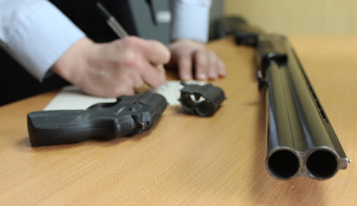 В ЕС вступили новые правила обмена информацией о претендентах на владение огнестрельным оружием