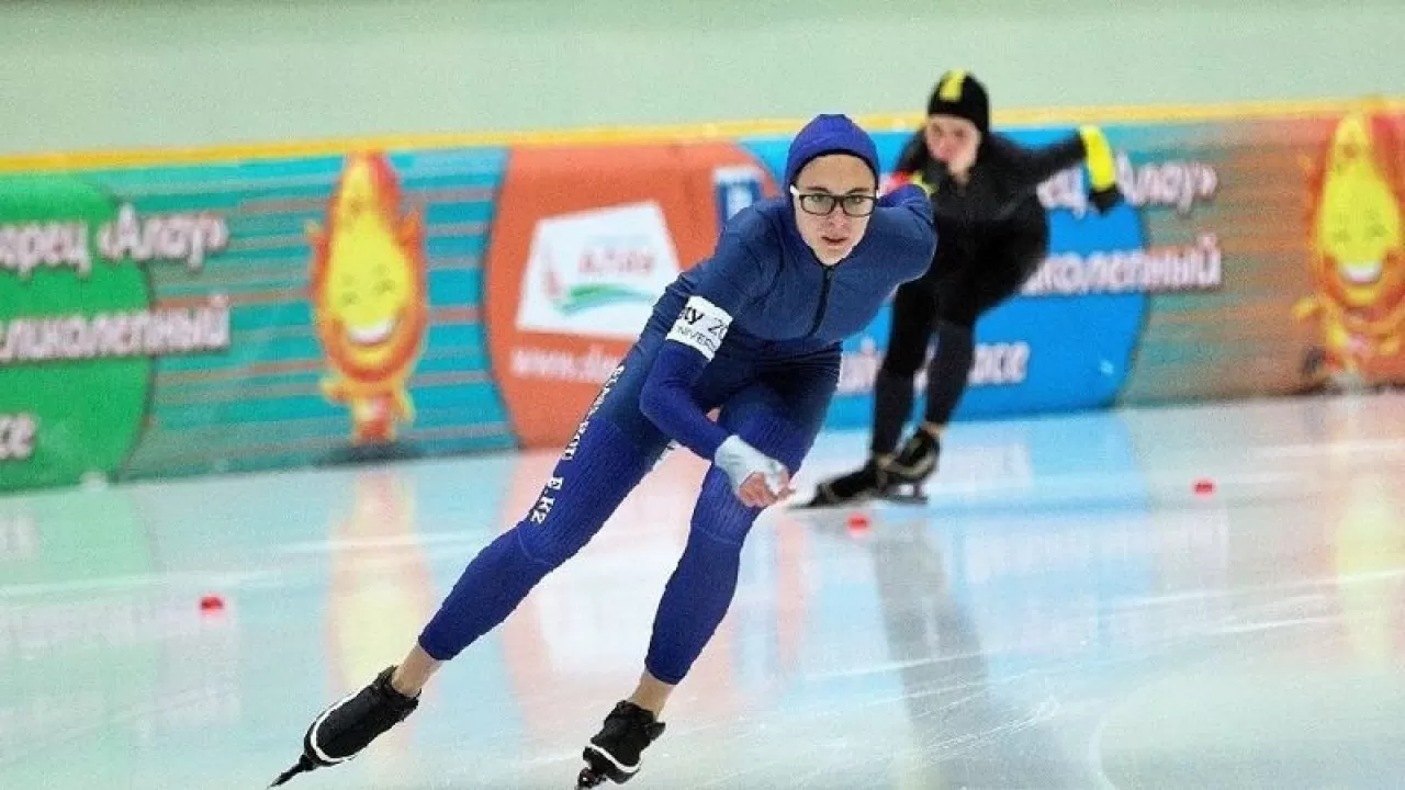 Конькобежка Алина Дауранова выиграла общий зачет юниорского Кубка мира