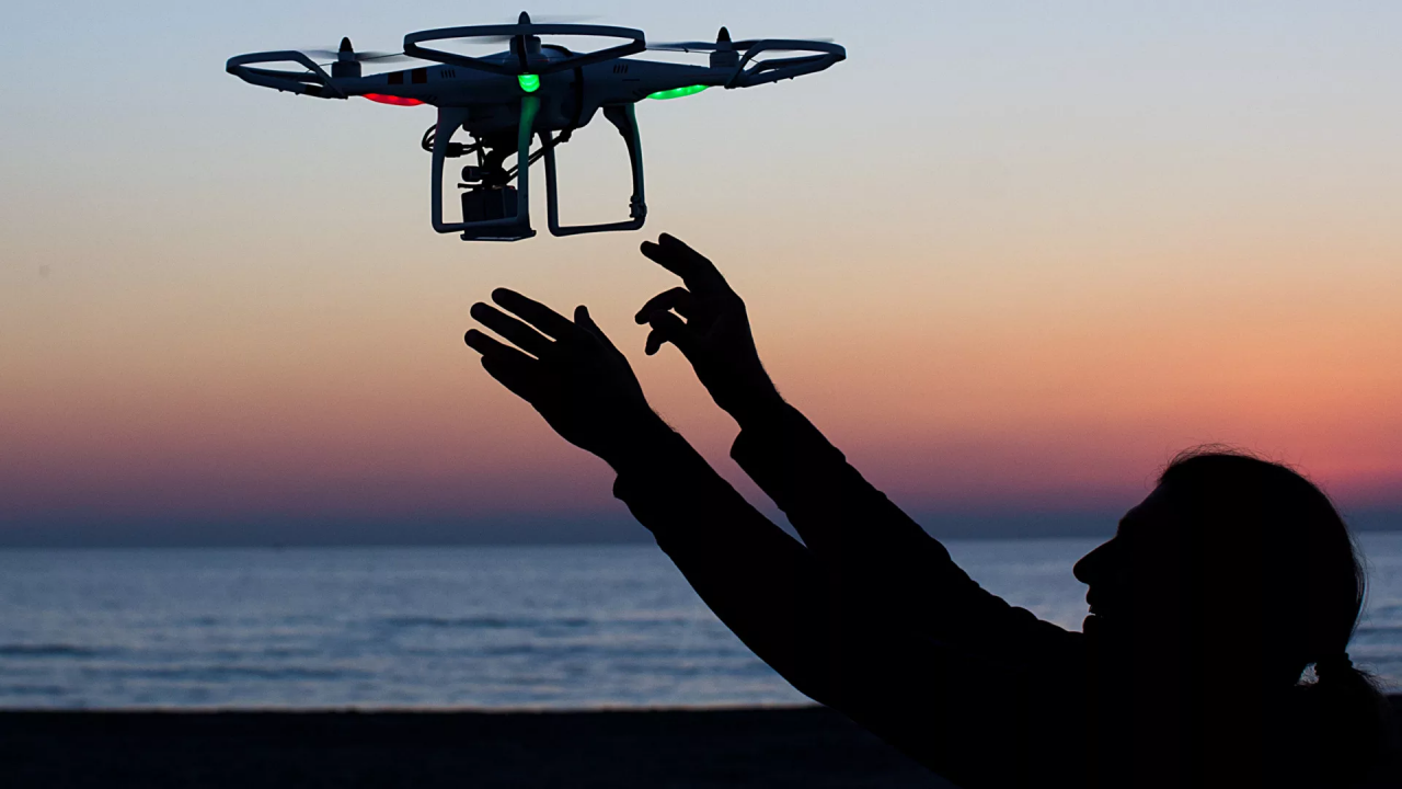 В ОАЭ запретили любителям запускать дроны