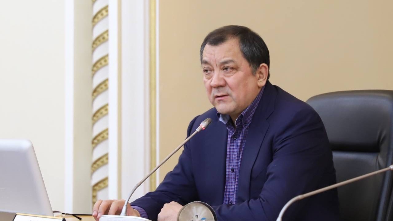Нурлан Ногаев поручил обеспечить контроль за стабильностью цен на социально значимые товары 