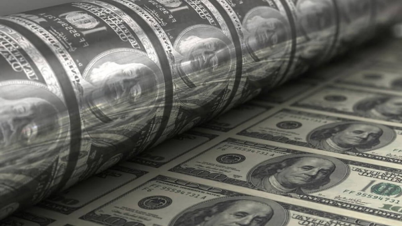 Два дня Нацбанк РК проводил валютные интервенции для спасения тенге