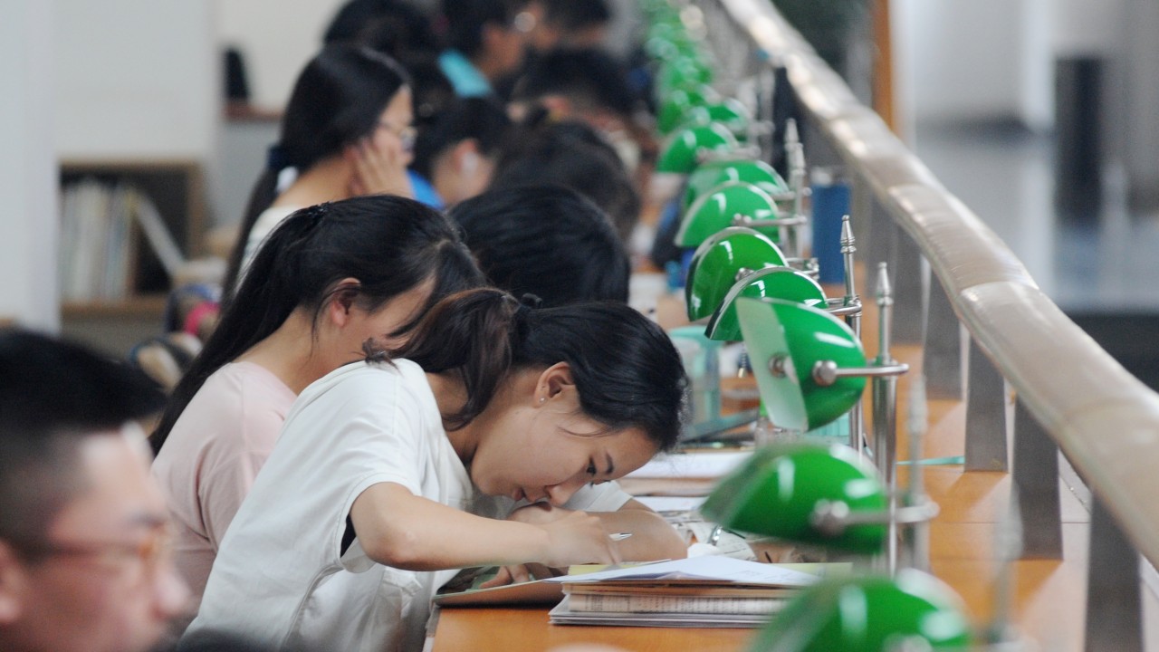 Қытай көрші елдердің студенттеріне квота бөлмек