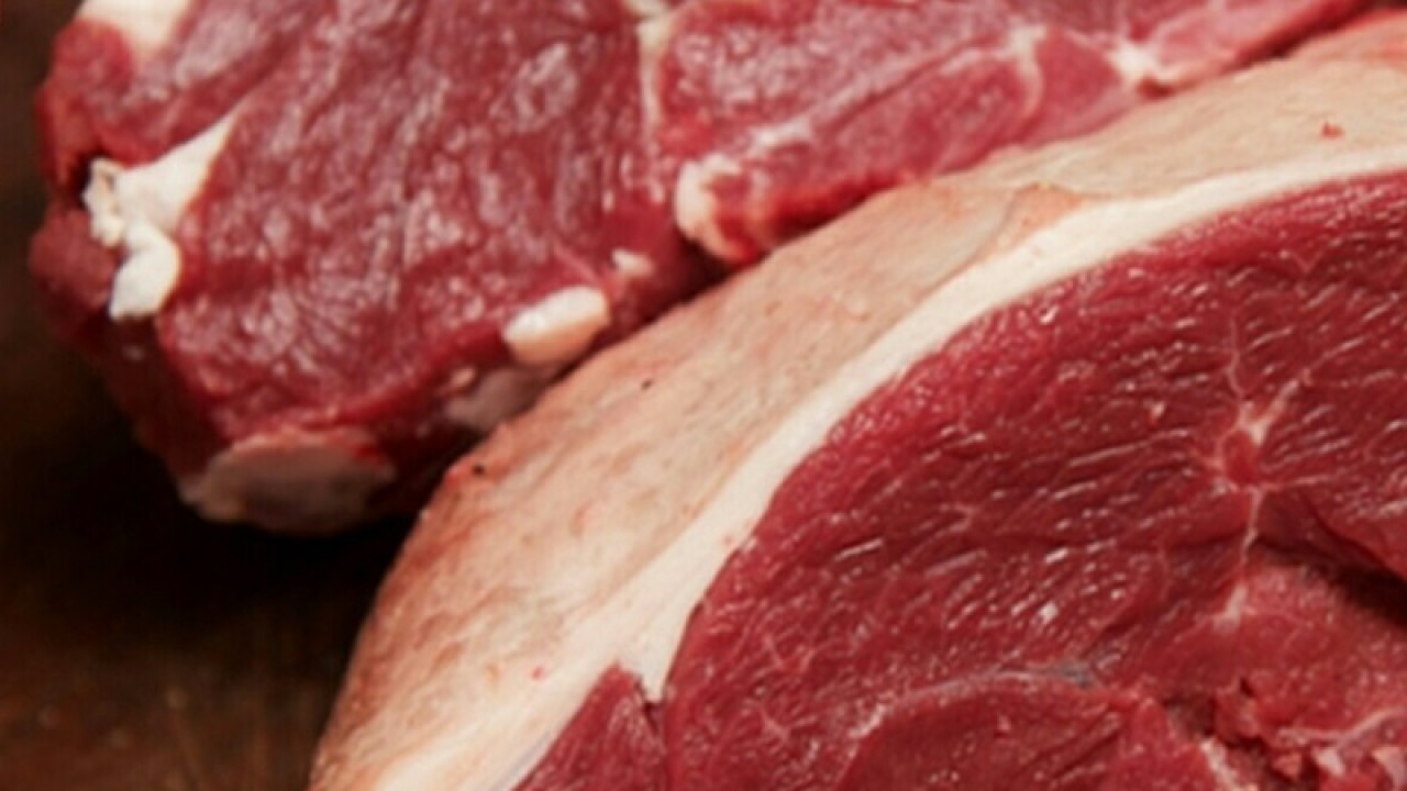 Импорт мяса в Россию за 11 месяцев упал на 17,1%