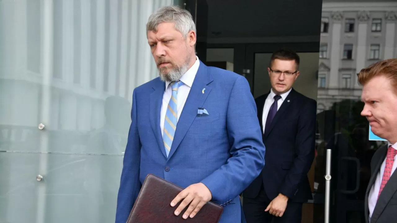 Зеленский уволил посла Украины в Казахстане