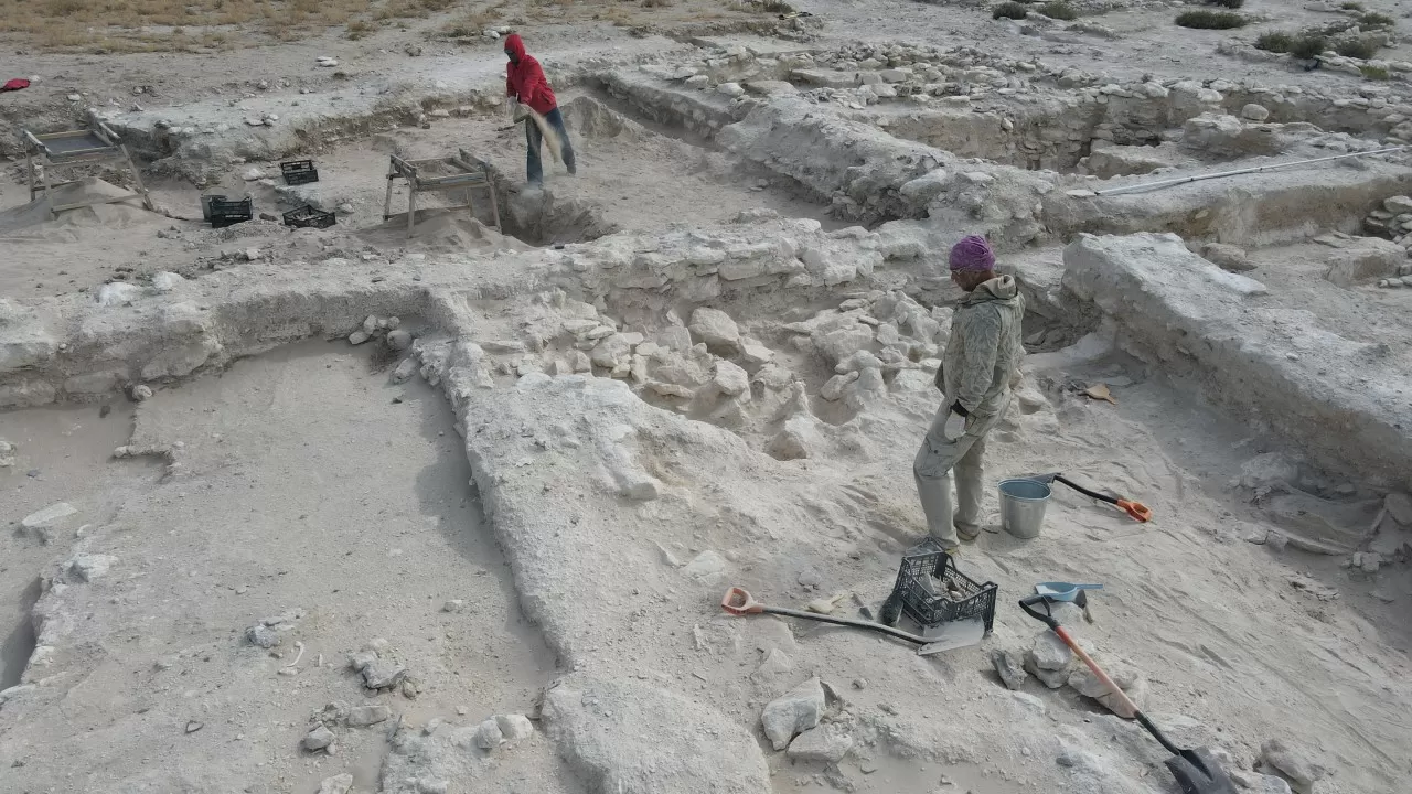 Актауские археологи нашли доказательство северной ветки Великого Шелкового пути 