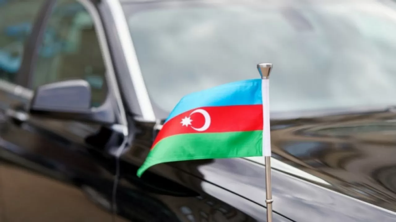 Машину посольства Азербайджана обстреляли в Вашингтоне