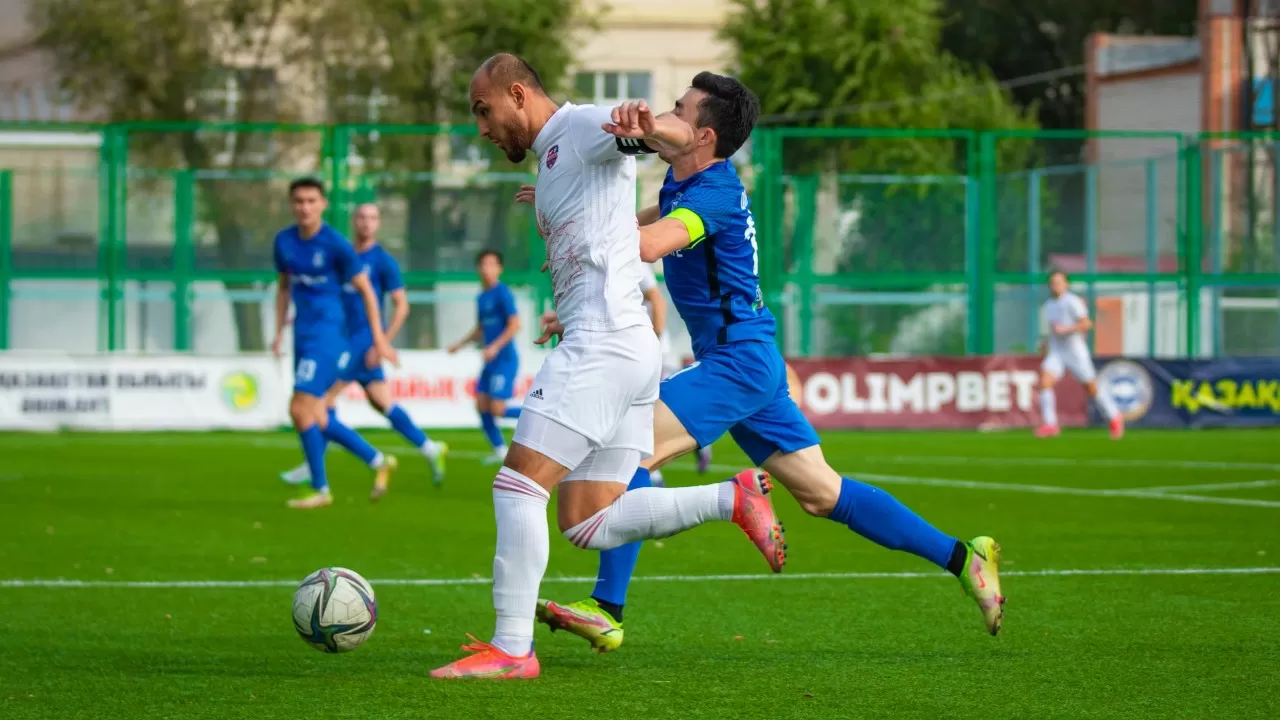 "Акжайык" стал первым финалистом Кубка Казахстана по футболу