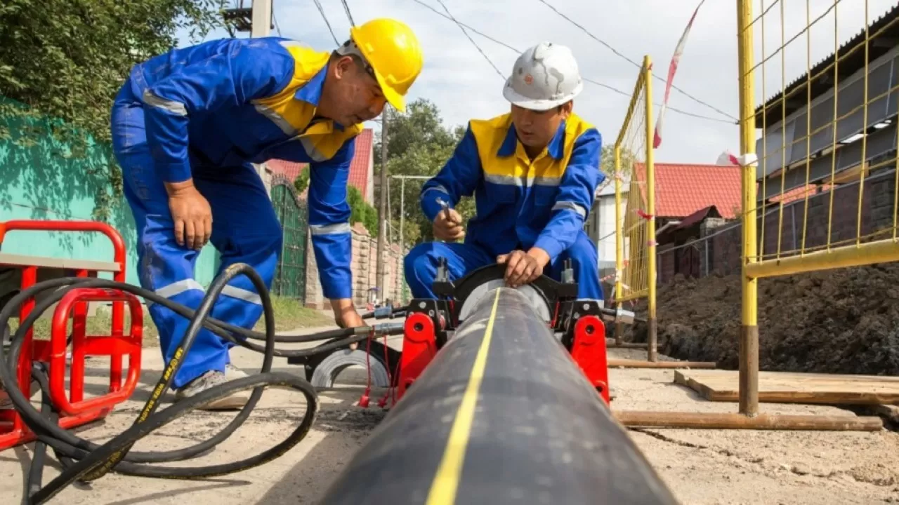 Газификацию восьми сел в Зайсанском районе пришлось приостановить  