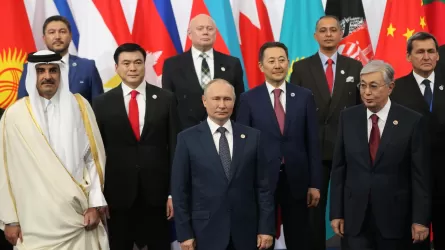 Неделя саммитов и президентов в Казахстане: кто кому не подал руки