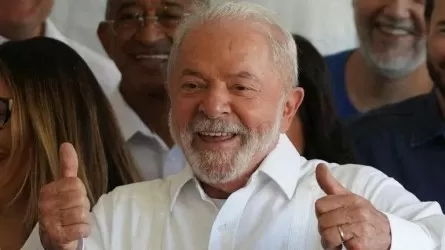 Лула да Силва Бразилия президентінің сайлауында жеңіске жетті