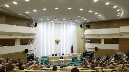 Совет Федерации ратифицировал договор о принятии ДНР в состав России