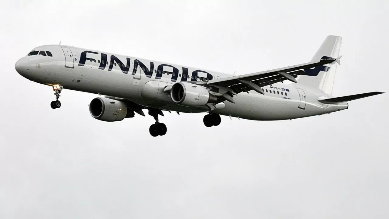 100 рейсов отменил Finnair из-за забастовки бортпроводников