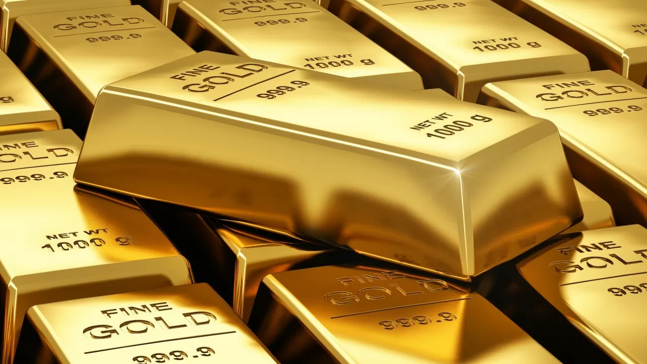 Цена на золото незначительно снизилась 
