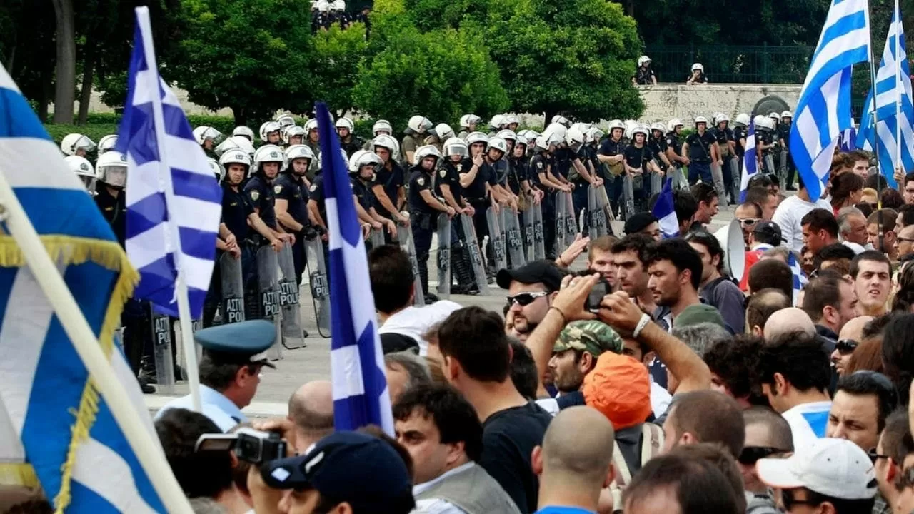 Забастовка в Греции грозит парализовать транспортную систему
