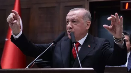 Эрдоган заявил, что к Путину мировые лидеры относятся неправильно