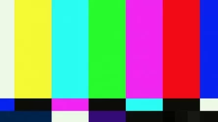 Приостановлена трансляция казахстанских телеканалов и радио