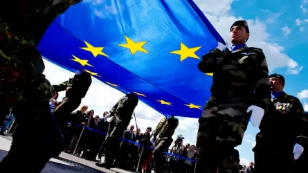 ЕС будет усиливать свой оборонный потенциал