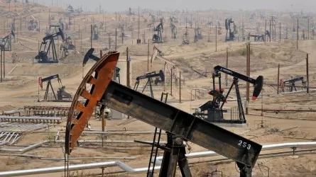 Саудовская Аравия в декабре повысит цены на нефть для Европы, но сохранит для США