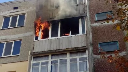 Пожарные спасли 2-летнюю девочку в Алматы