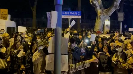 Массовые протесты продолжаются в Китае из-за коронавирусных ограничений