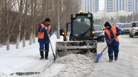 Астанада қар күреумен 2,3 мың жұмысшы айналысып жатыр