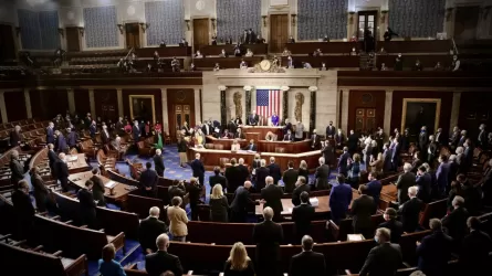 Демократы сохраняют контроль над сенатом конгресса США