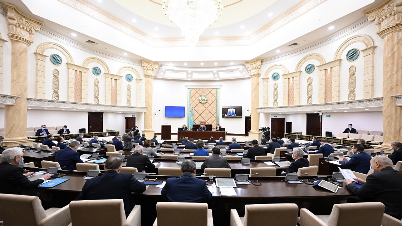 Үш фистинг порно видео