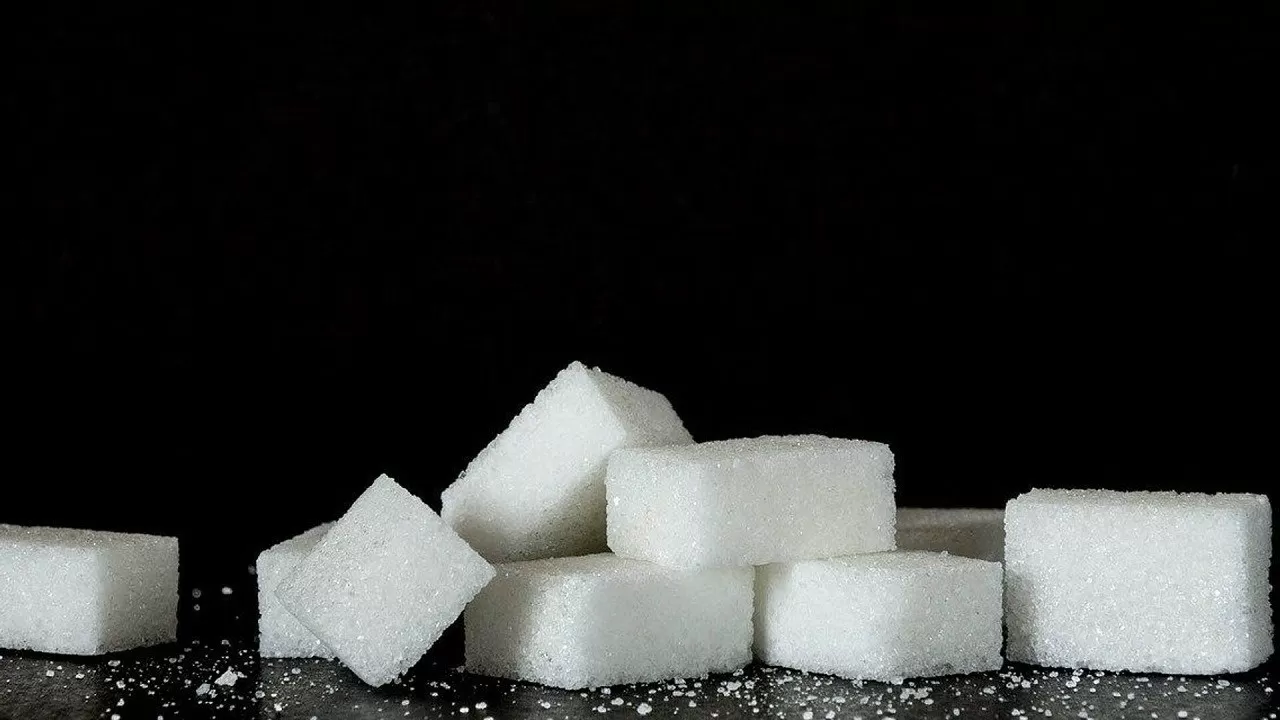 Восемь регионов РК еще не заключили договоры с сахарными заводами о поставках 