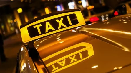 Таксистов и курьеров из онлайн-платформ переведут в специальный налоговый режим: детали новеллы  