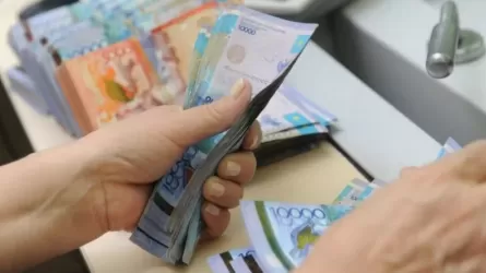 За год номинальная средняя зарплата в Павлодарской области выросла более чем на 24%