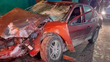 Массовое ДТП: пять автомобилей столкнулись в Алматы