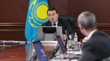 Алихан Смаилов пригласил мажилисменов участвовать в реформировании СПК
