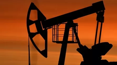 Число действующих нефтегазовых установок в США незначительно растет