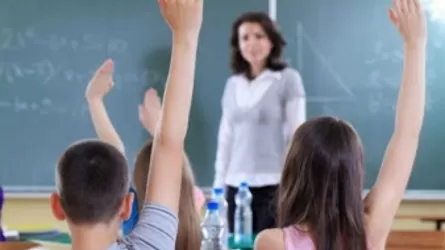 Мұғалімдердің құқықтарын бұзу бойынша 25 әкімшілік іс қозғалды