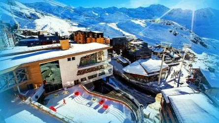 Снега нет: горнолыжные курорты Франции и Швейцарии работают с ограничениями 