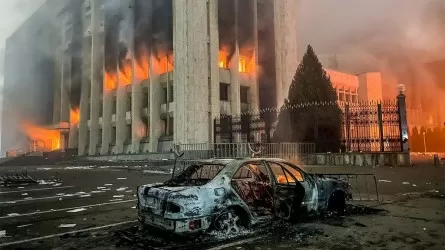 "Трагический январь" казахстанцы назвали главным событием уходящего года 