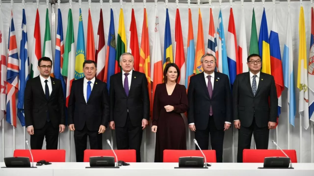 Казахстан заинтересован в установлении большей взаимосвязанности между ЦА и Европой – Мухтар Тлеуберди 