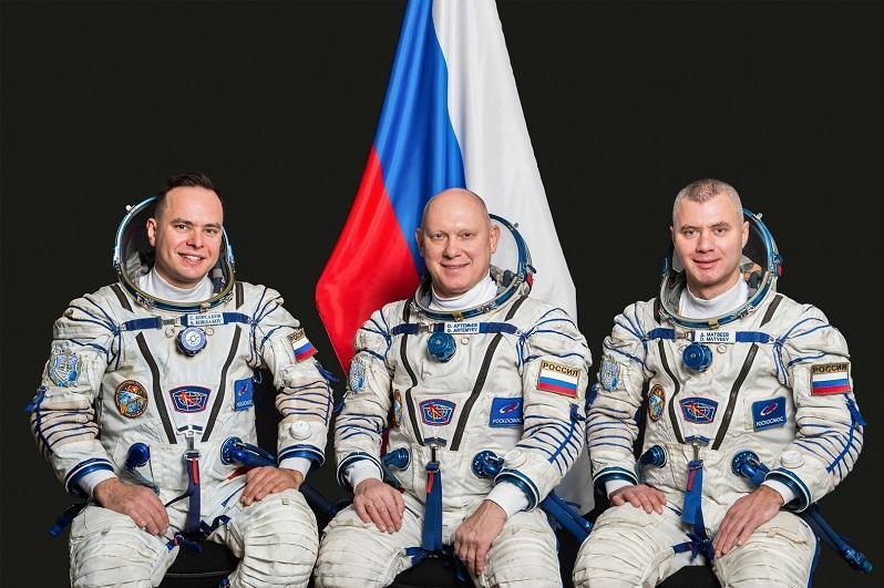 На Байконур прибыли экипажи космического корабля "Союз МС-21" для предстартовой подготовки