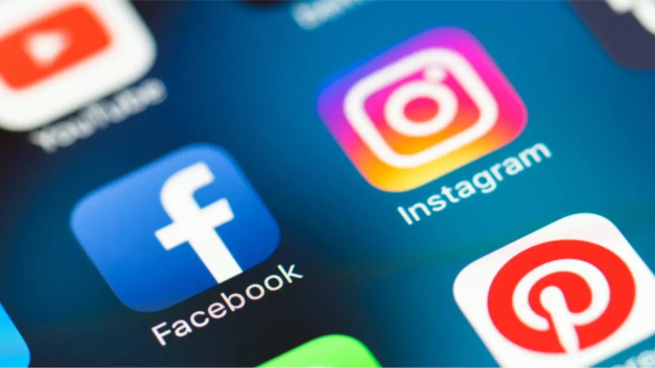 У российских пользователей произошел сбой в работе Instagram и Facebook 
