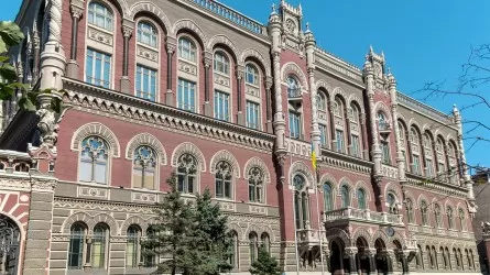 Банкам Украины запретили операции с российскими и белорусскими рублями