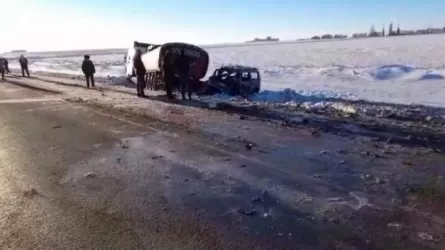 Көлік апатынан үш бала көз жұмды