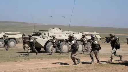 Слухи об отправке казахстанских войск в Украину прокомментировали в минобороны