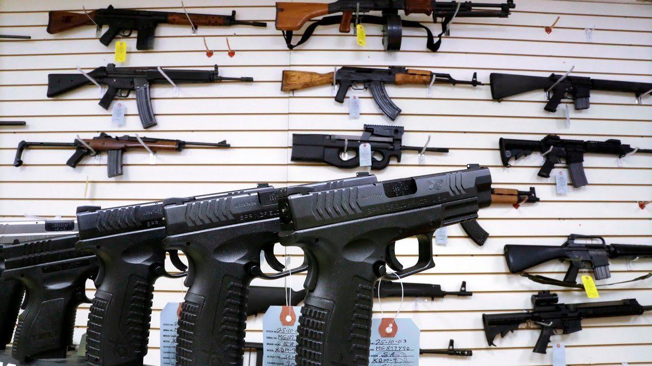 Более 2000 единиц оружия, украденного в январе, еще не изъято