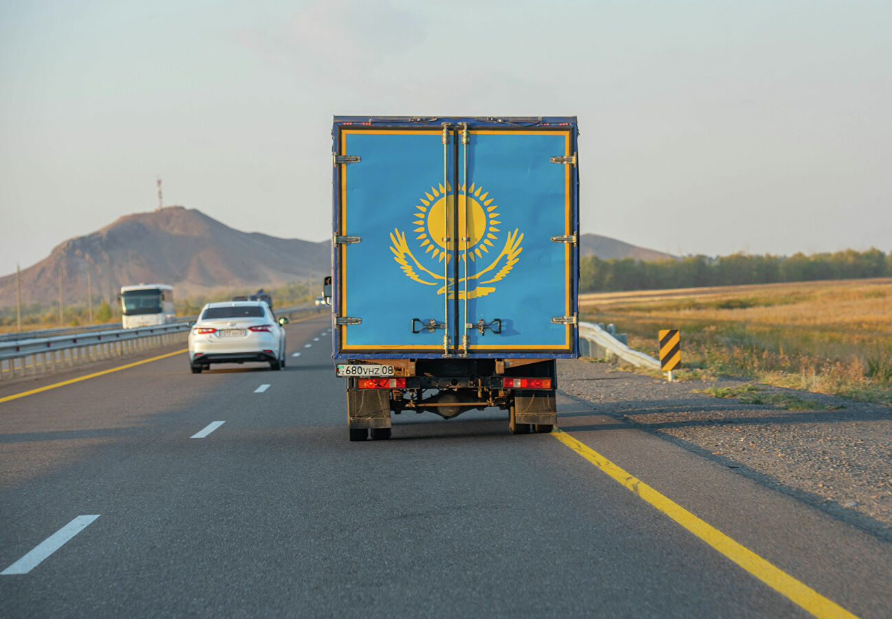 Казахстан может стать "воротами" западных товаров на российский рынок