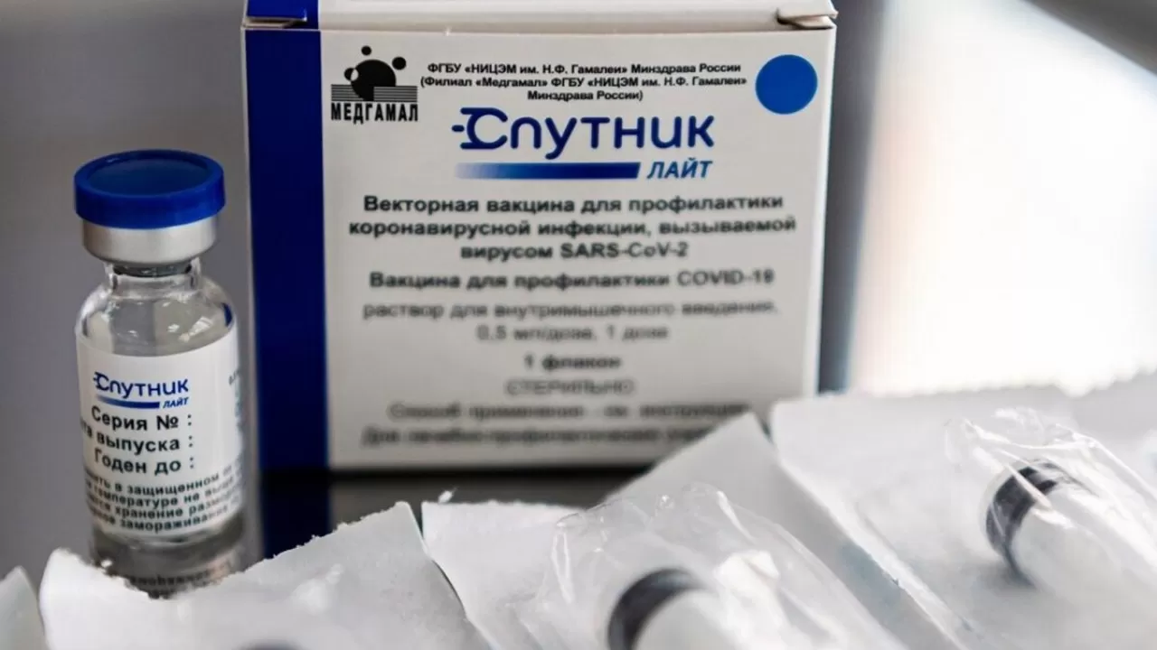 В Казахстане начинают производство вакцины "Спутник Лайт" 